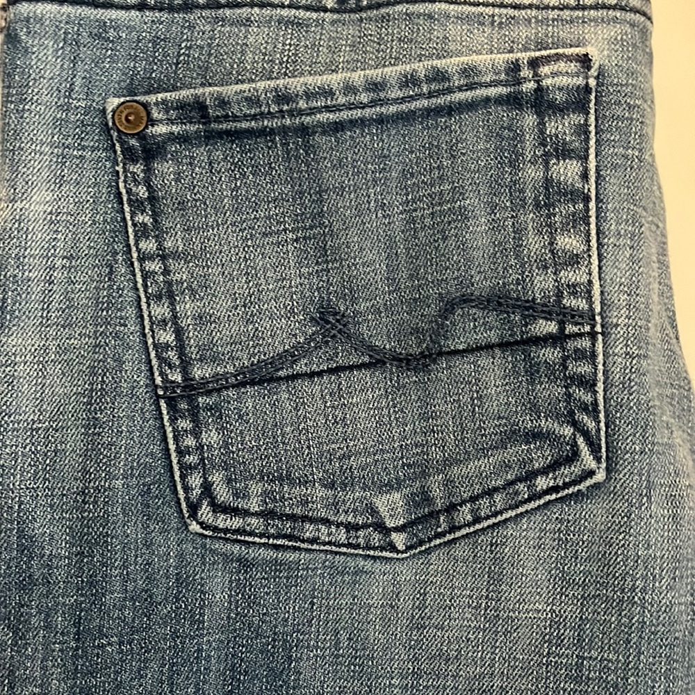 7 FOR ALL MANKIND BOY CUT BUTTON FLY JEANS Size 28